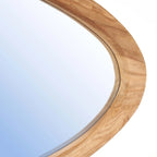 Miroir Organic taille L vu à l'horizontale, courbe du cadre en teck