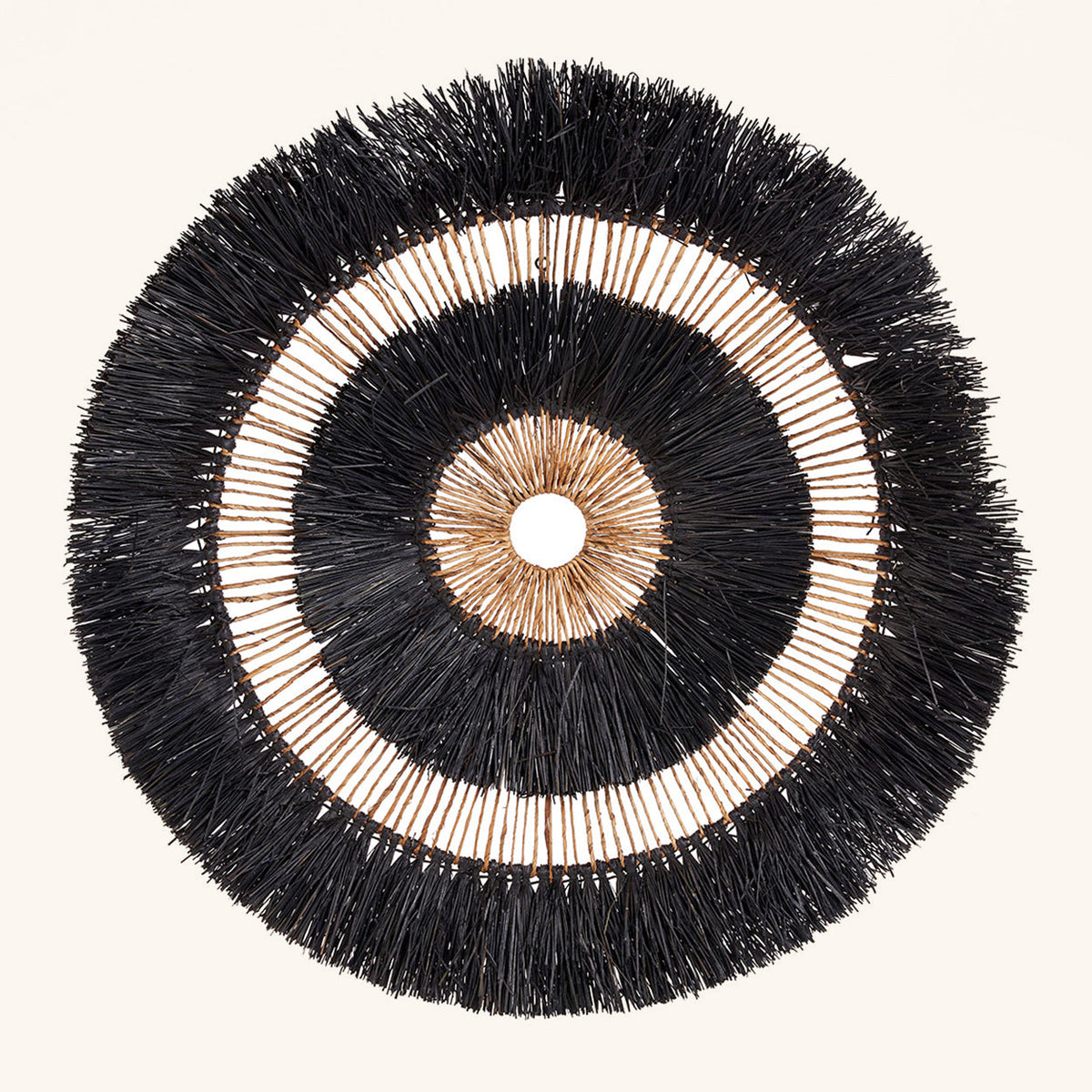 Décoration murale Maurea, grand disque de fibres naturelles noir et beige